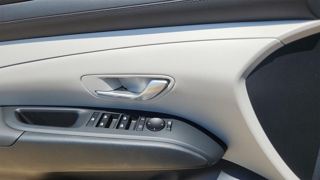 new 2026 Hyundai Tucson car, priced at $29,290