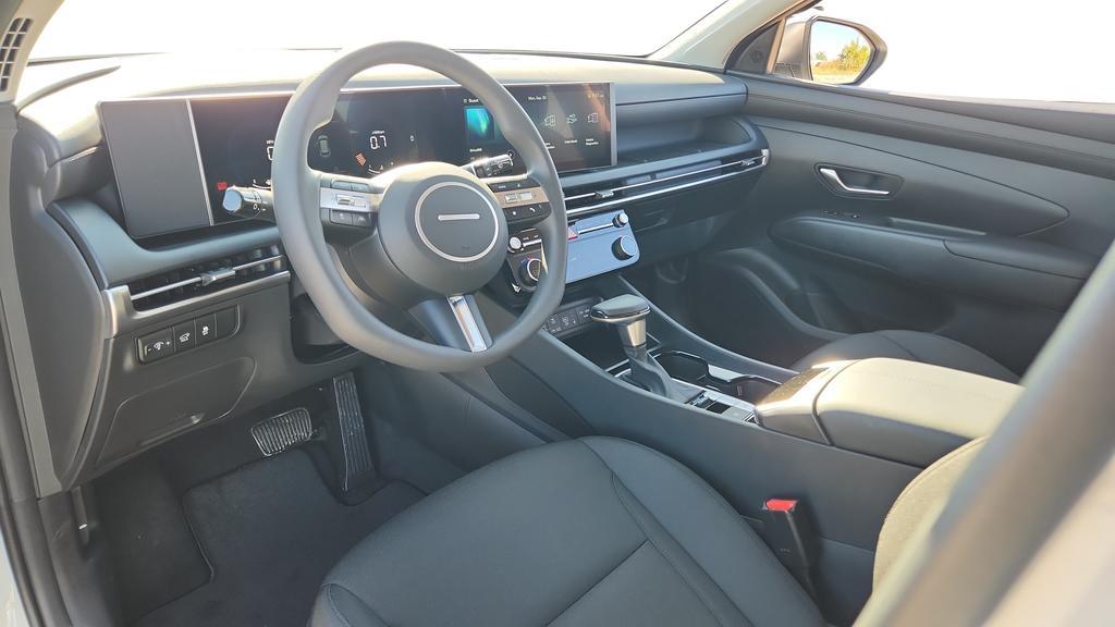 new 2025 Hyundai Tucson car, priced at $31,900