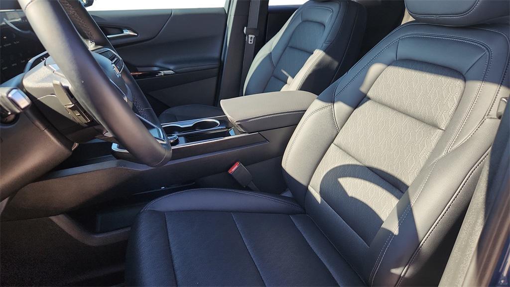 used 2026 Chevrolet Equinox car, priced at $25,966