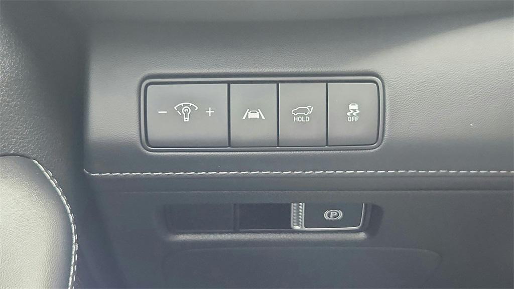 used 2023 Hyundai Santa Fe car, priced at $25,958