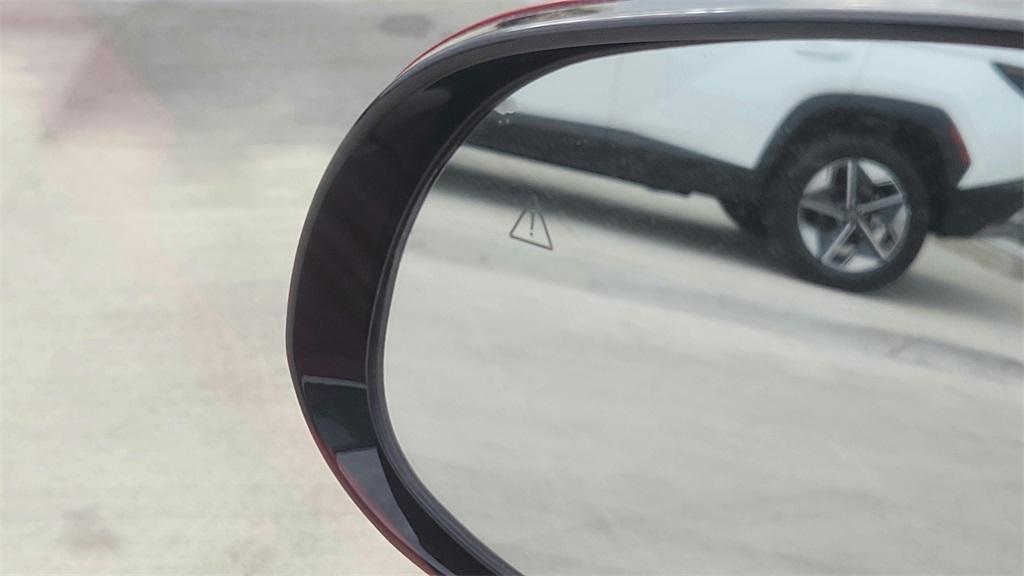 used 2023 Hyundai Santa Fe car, priced at $25,958