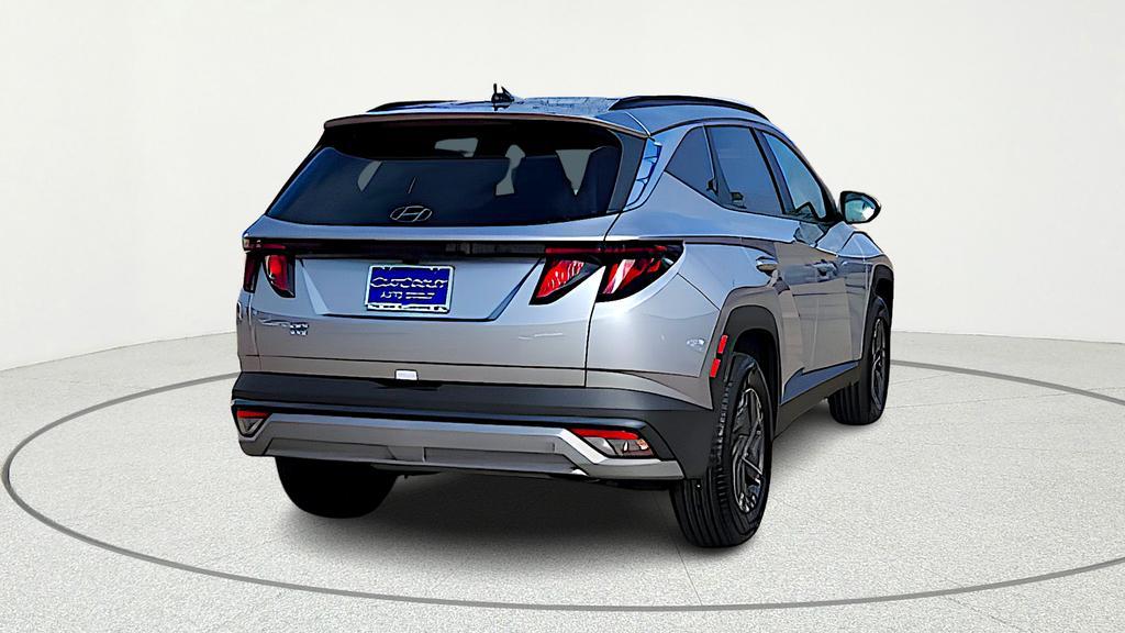 new 2025 Hyundai TUCSON Hybrid car, priced at $32,904
