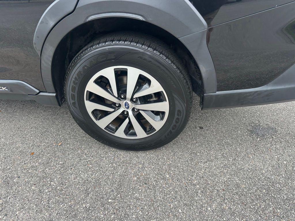 used 2023 Subaru Outback car, priced at $20,998