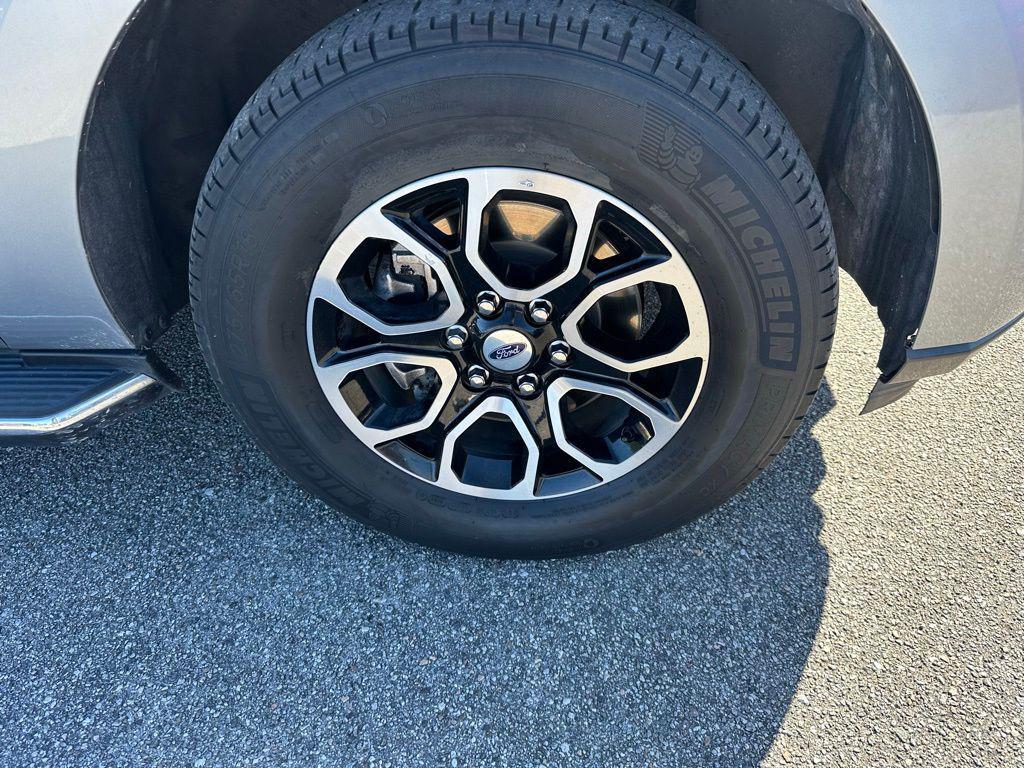 used 2023 Ford Expedition car, priced at $39,263