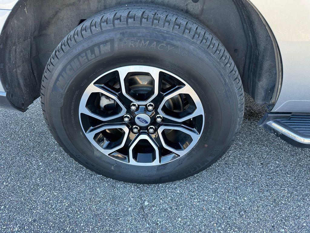 used 2023 Ford Expedition car, priced at $39,263