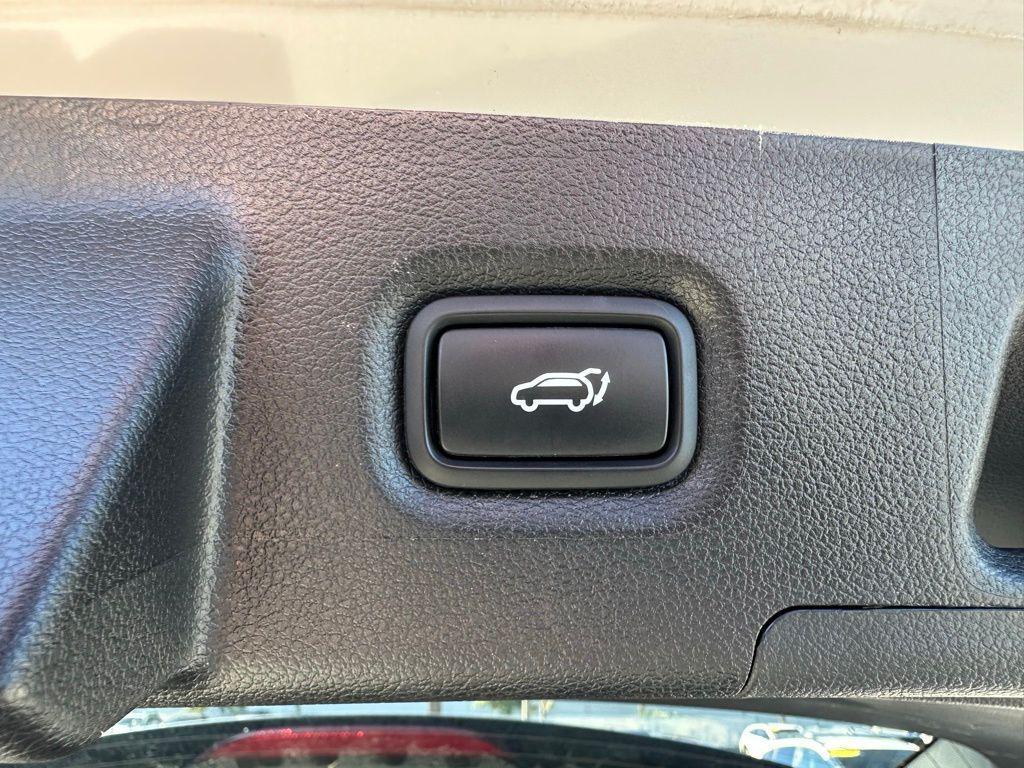 used 2022 Hyundai Santa Fe car, priced at $21,526