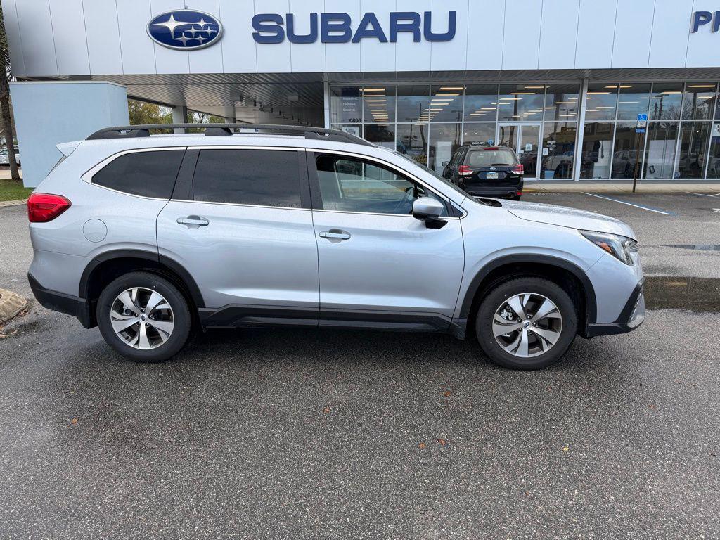 used 2025 Subaru Ascent car, priced at $37,990