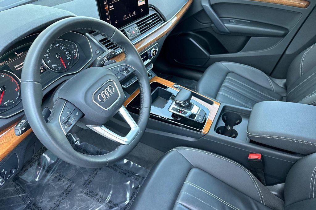 used 2023 Audi Q5 car, priced at $28,899