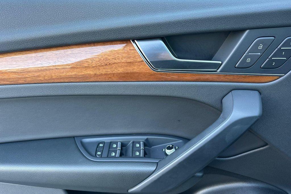 used 2023 Audi Q5 car, priced at $28,899