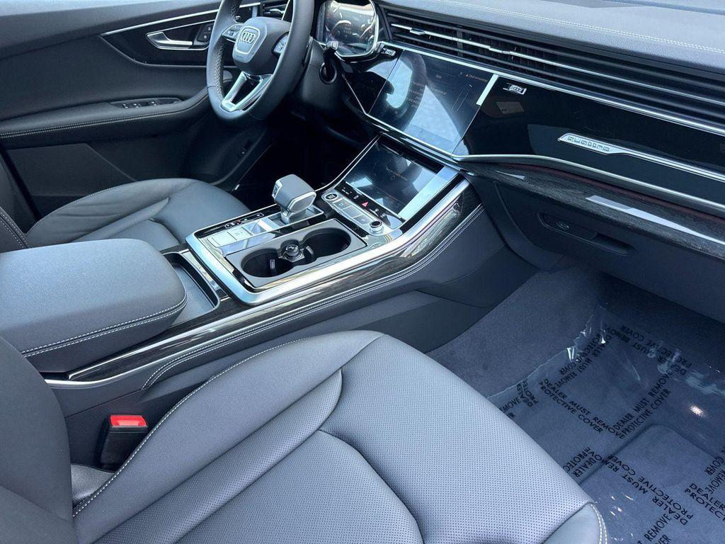 new 2026 Audi Q7 car, priced at $75,278