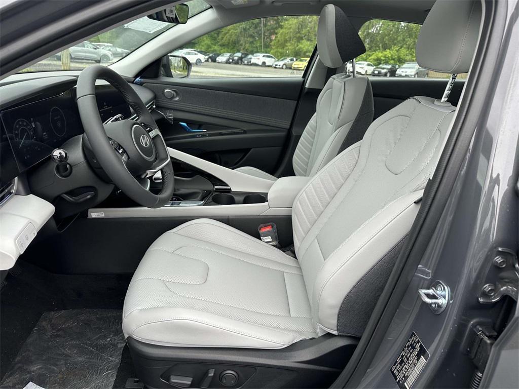 new 2025 Hyundai ELANTRA HEV car, priced at $29,120
