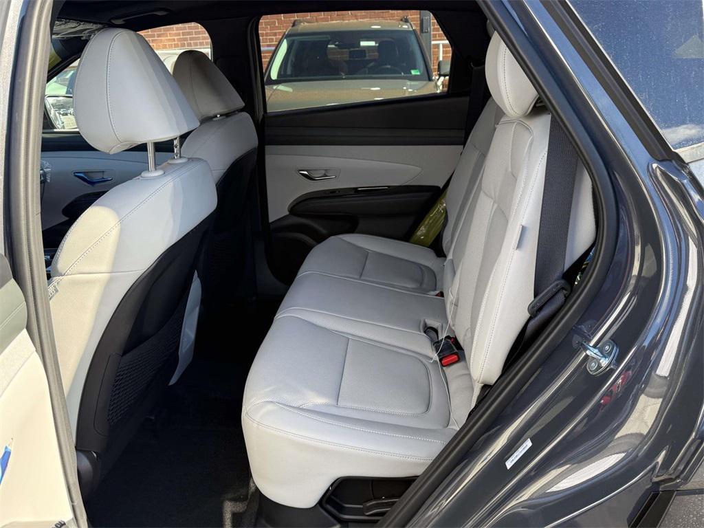 new 2026 Hyundai TUCSON Hybrid car, priced at $44,510