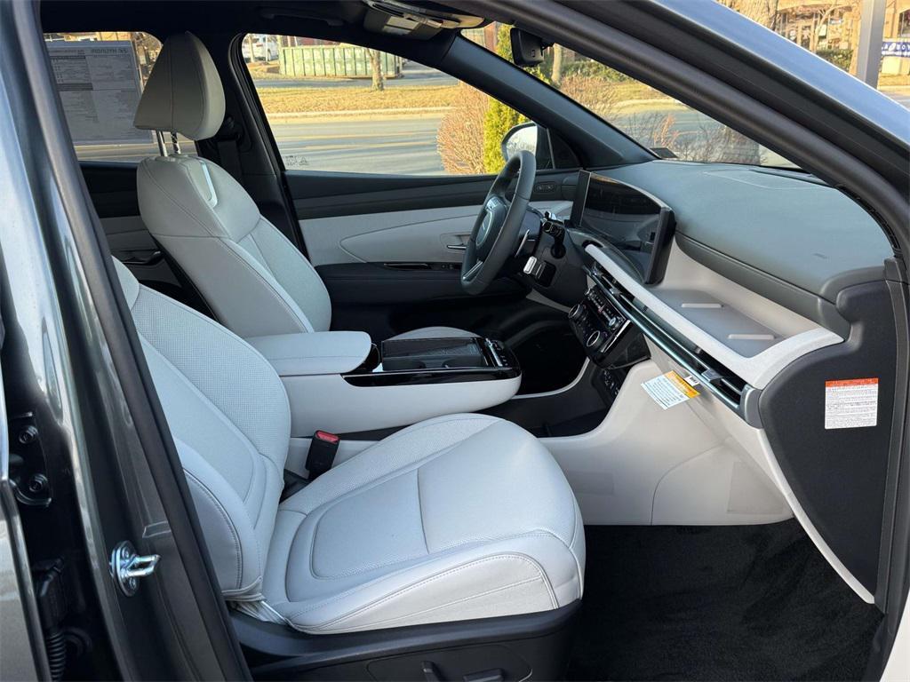 new 2026 Hyundai TUCSON Hybrid car, priced at $44,480