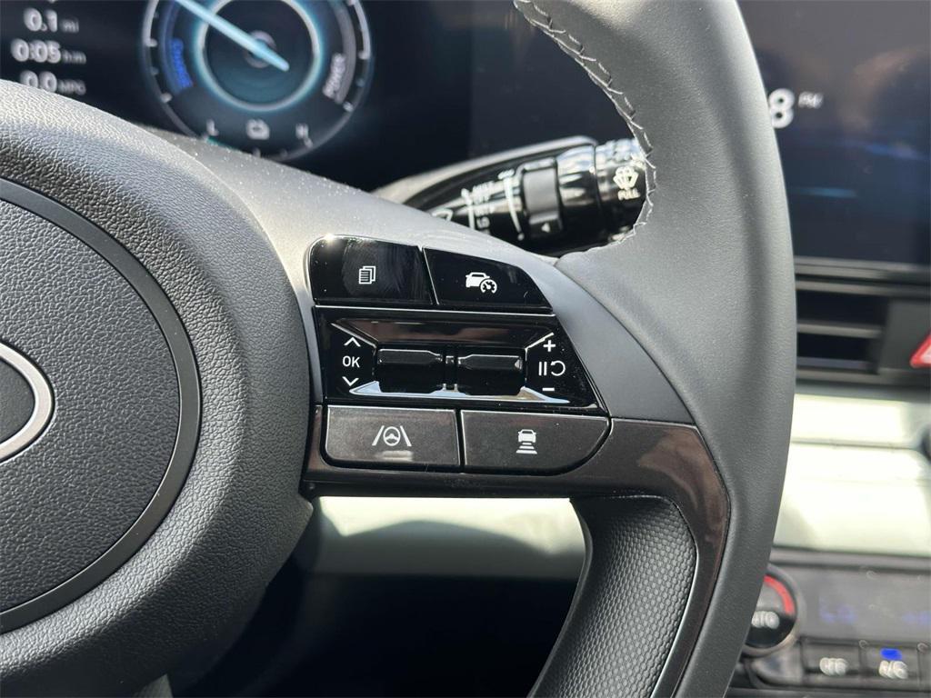 new 2025 Hyundai ELANTRA HEV car, priced at $29,580