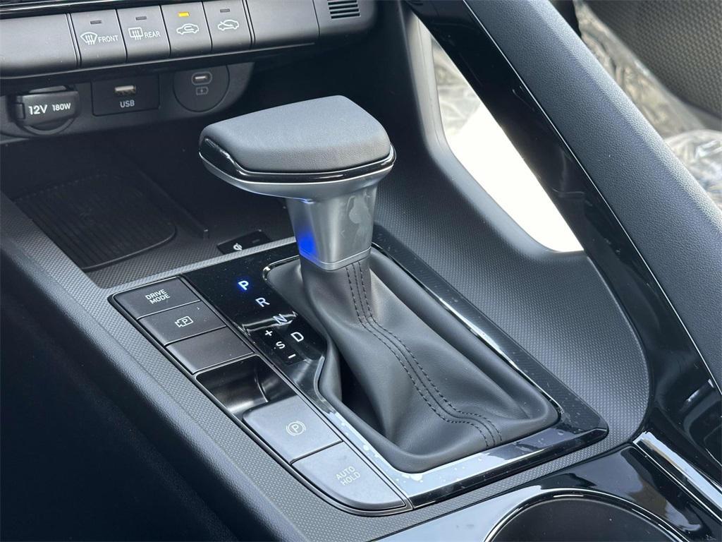 new 2025 Hyundai ELANTRA HEV car, priced at $26,690