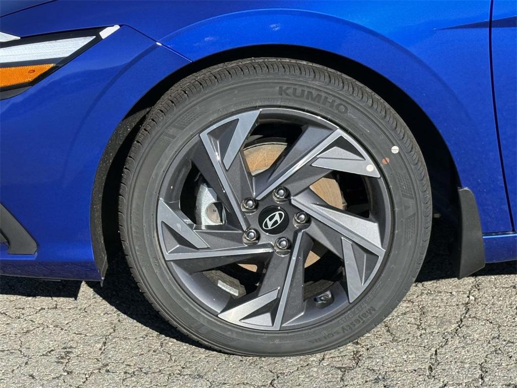 new 2025 Hyundai Elantra car, priced at $24,310