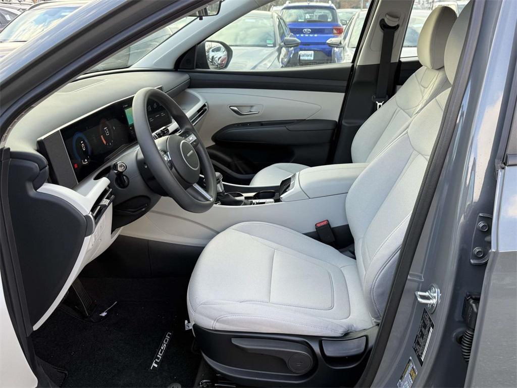 new 2025 Hyundai Tucson car, priced at $29,115