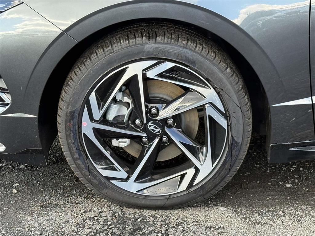 new 2026 Hyundai Sonata car, priced at $32,175