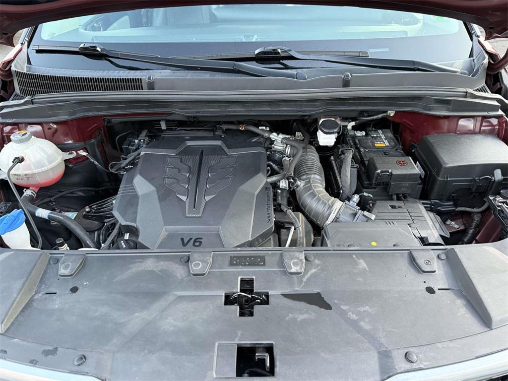 used 2022 Kia Carnival car, priced at $27,272