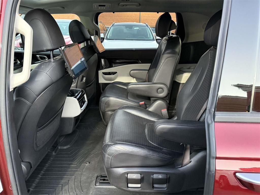 used 2022 Kia Carnival car, priced at $27,272