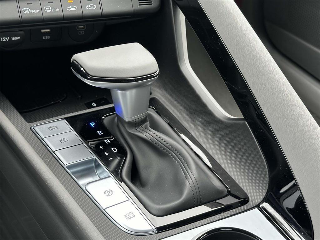 new 2025 Hyundai ELANTRA HEV car, priced at $26,685