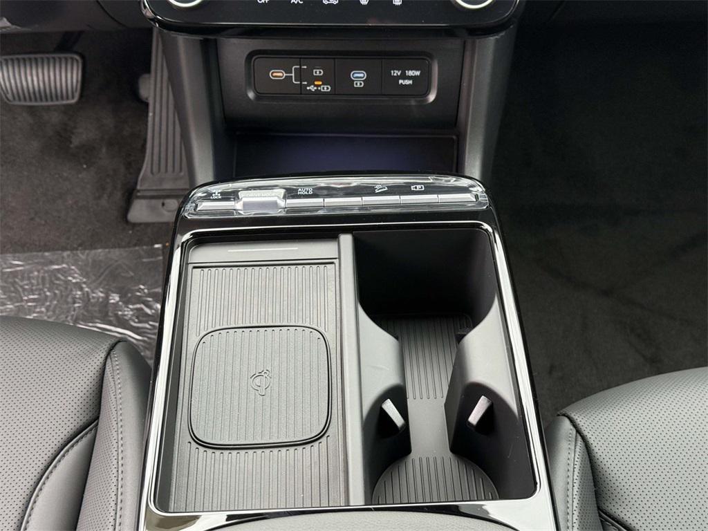 new 2026 Hyundai TUCSON Hybrid car, priced at $37,825