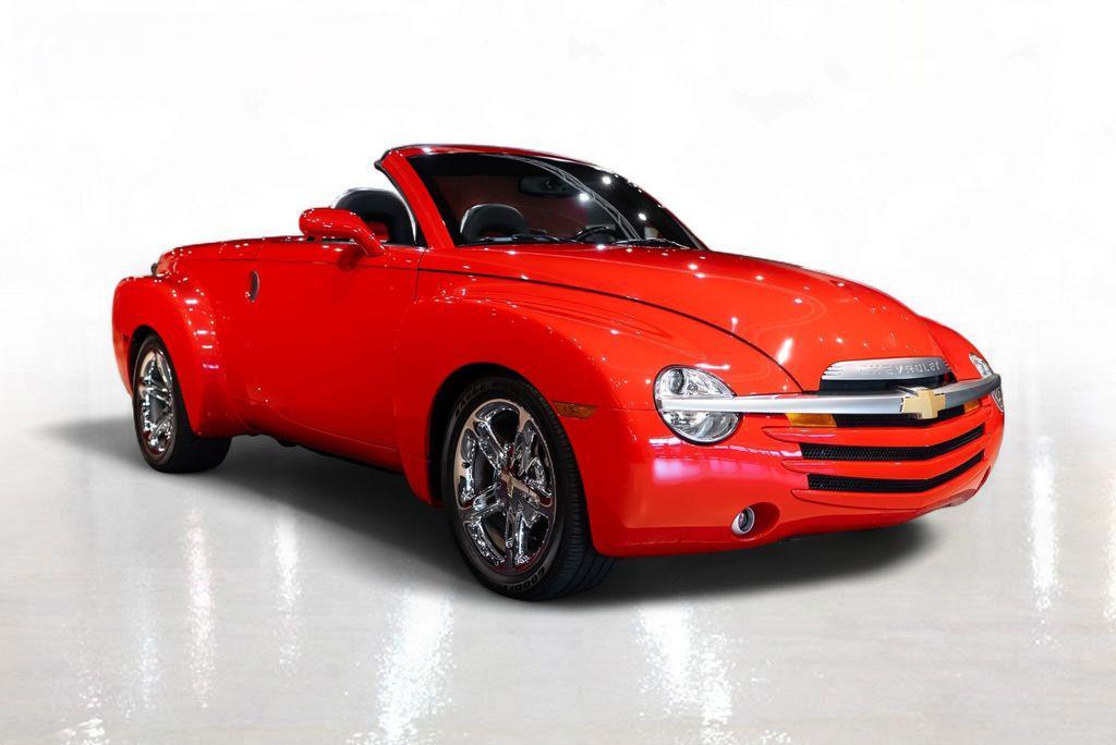 used 2005 Chevrolet SSR car, priced at $34,900