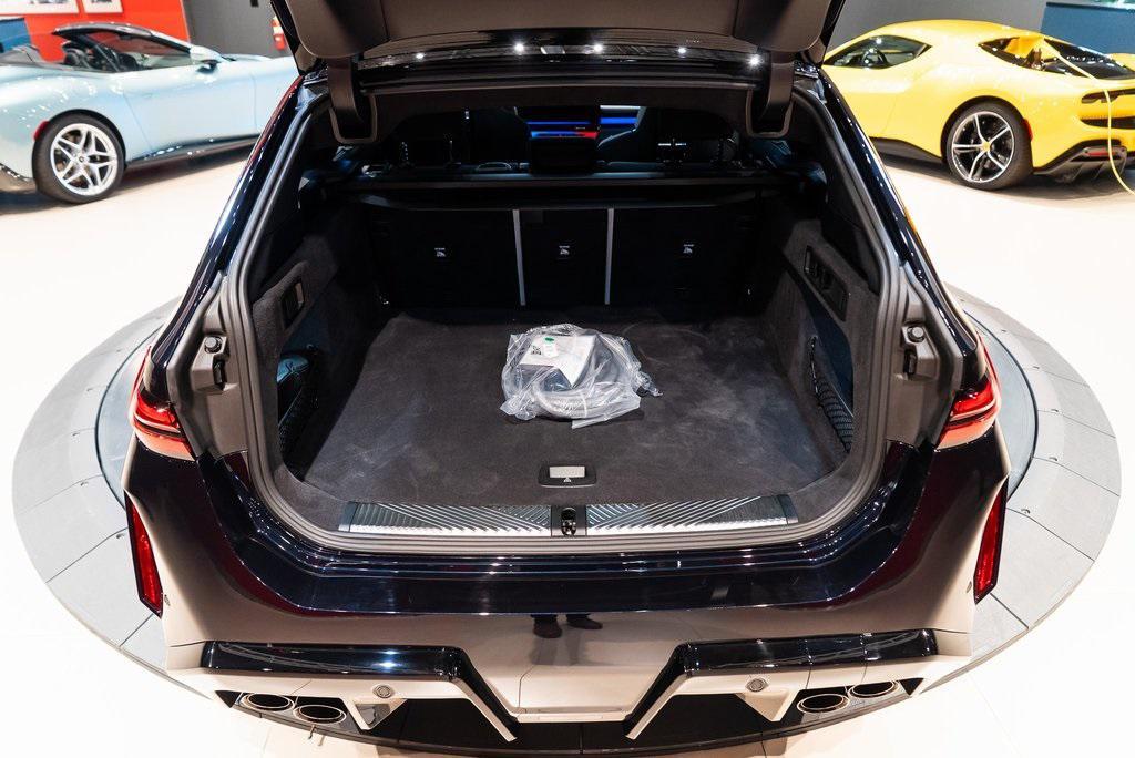 used 2025 BMW M5 car, priced at $138,900