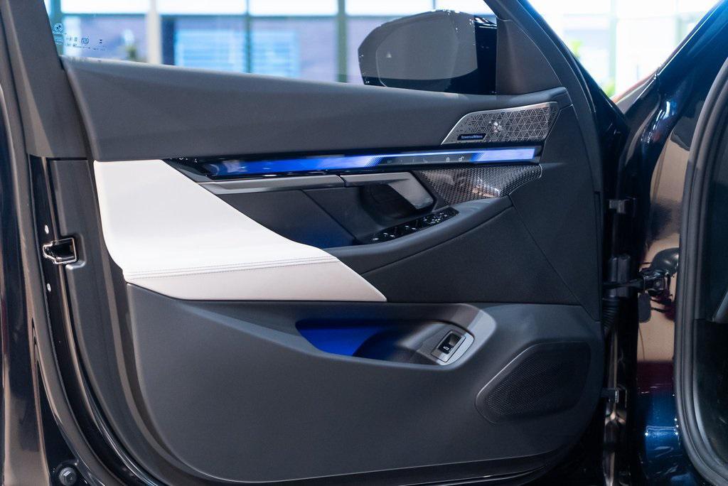 used 2025 BMW M5 car, priced at $138,900