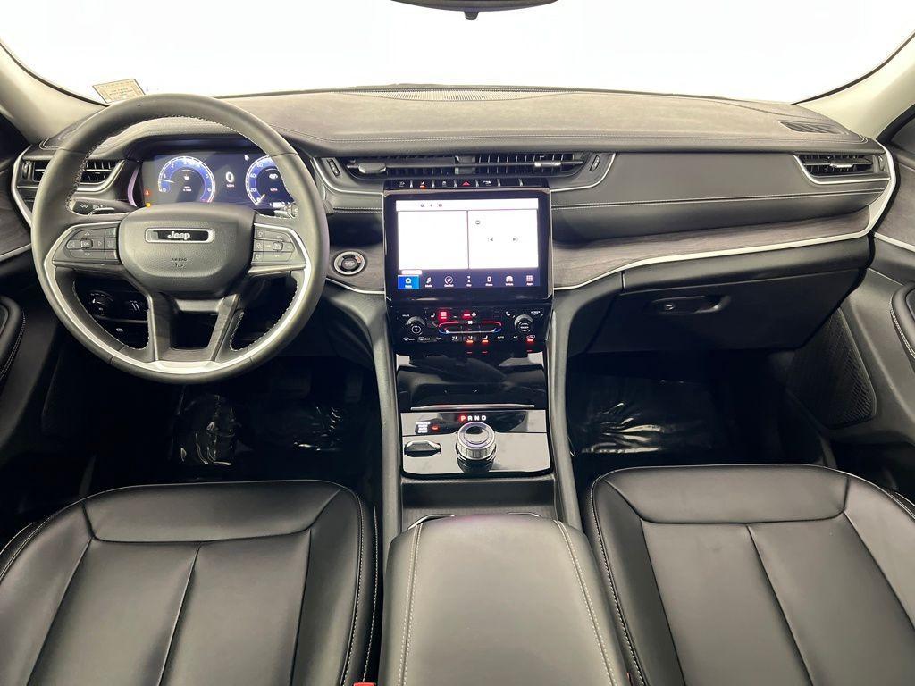 used 2024 Jeep Grand Cherokee car, priced at $34,050