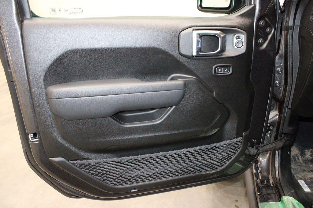 new 2026 Jeep Gladiator car, priced at $50,150