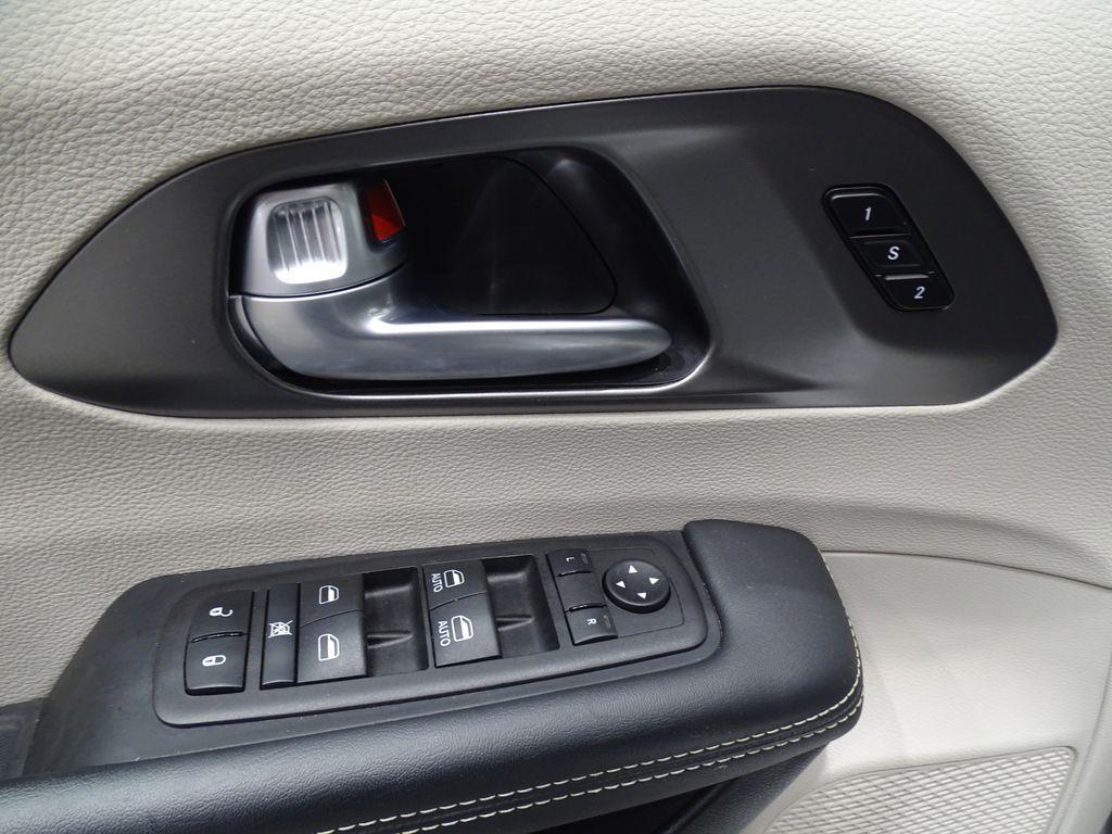 used 2024 Chrysler Pacifica car, priced at $28,700