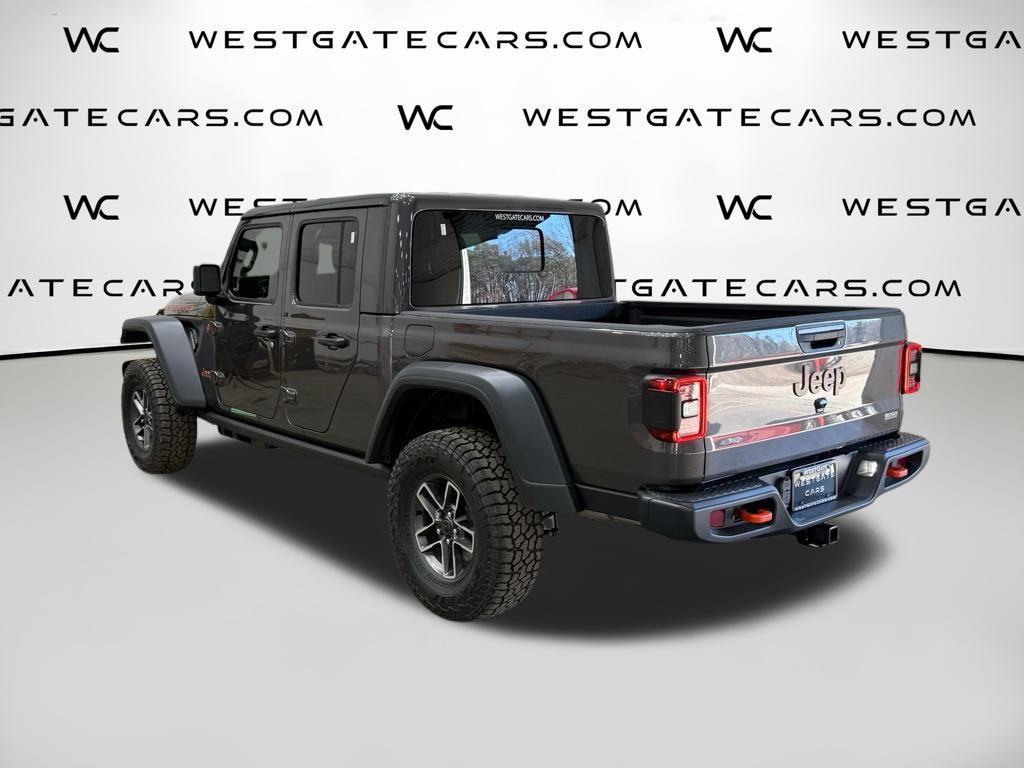 new 2026 Jeep Gladiator car, priced at $51,323