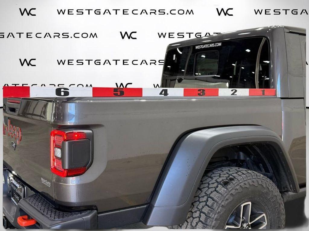 new 2026 Jeep Gladiator car, priced at $51,323