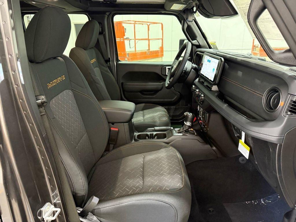 new 2026 Jeep Gladiator car, priced at $51,323