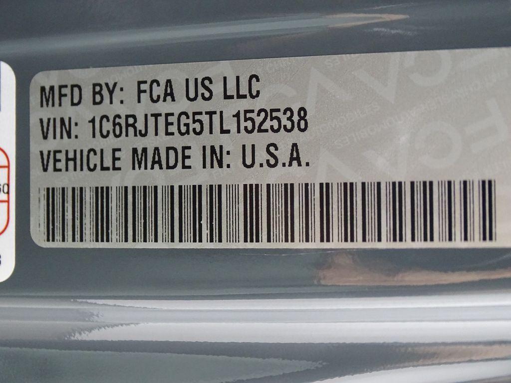 new 2026 Jeep Gladiator car, priced at $49,947