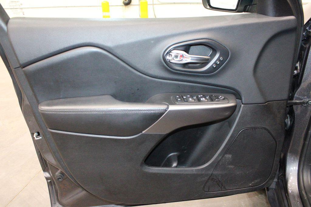 used 2019 Jeep Cherokee car, priced at $16,000