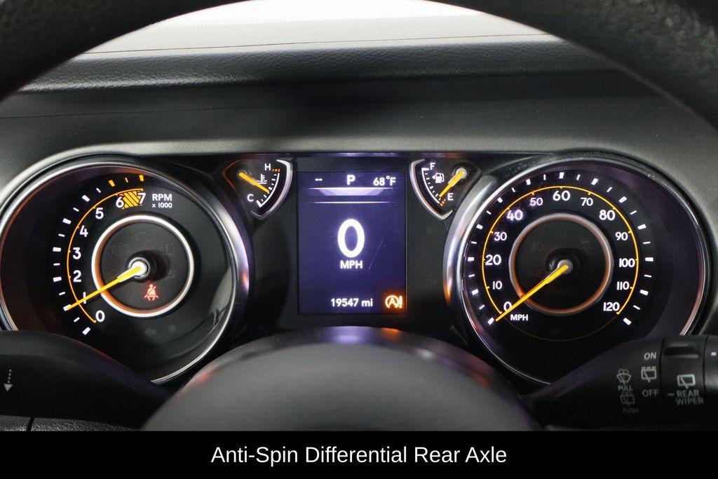 used 2022 Jeep Wrangler Unlimited car, priced at $31,750