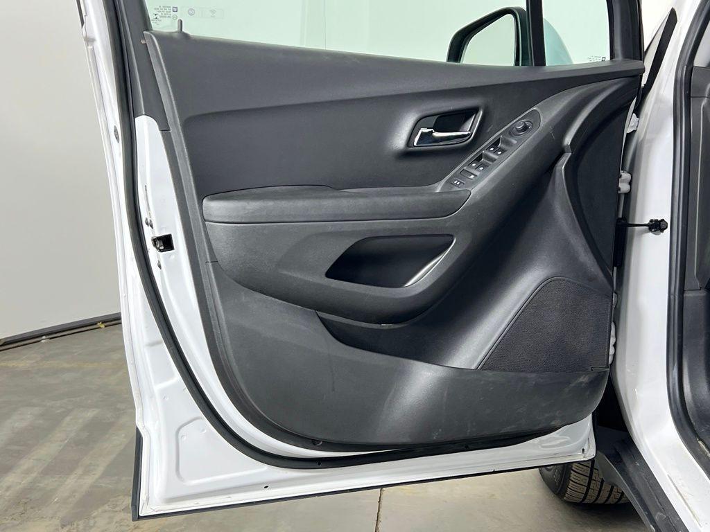 used 2020 Chevrolet Trax car, priced at $12,400