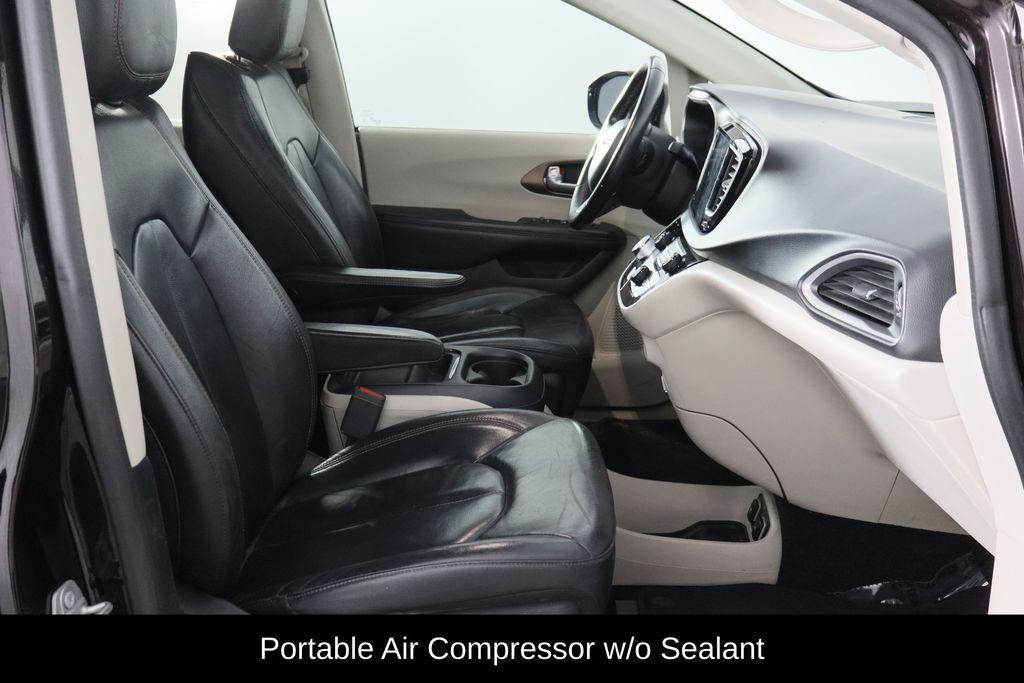 used 2017 Chrysler Pacifica car, priced at $10,300