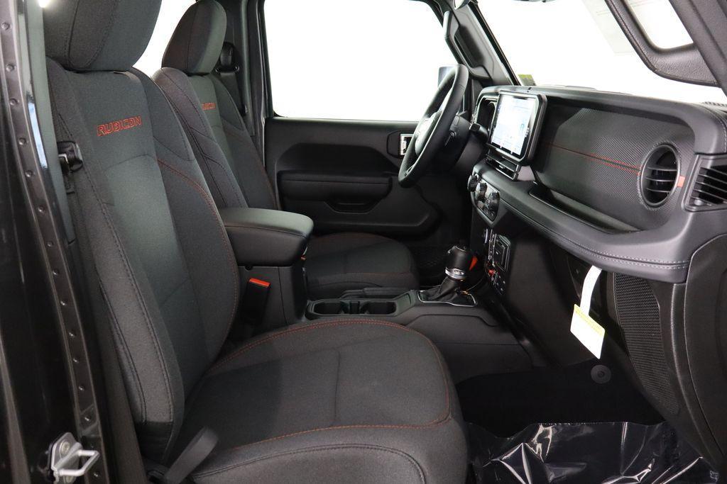 new 2026 Jeep Gladiator car, priced at $50,775