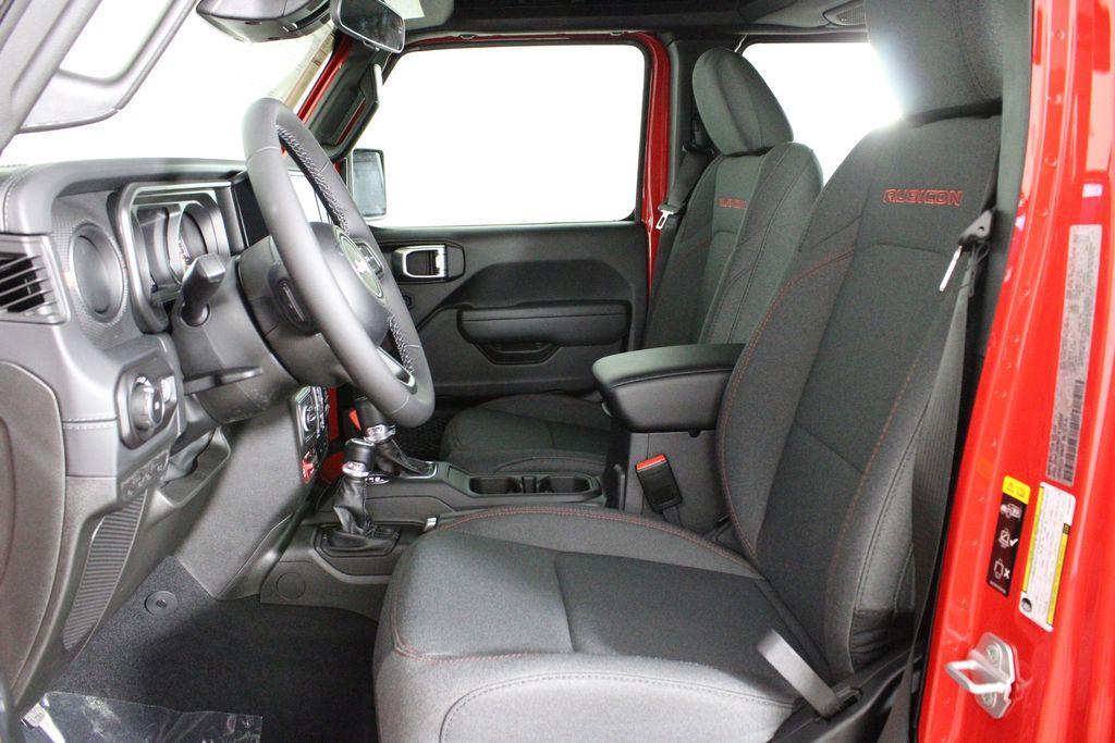 new 2026 Jeep Wrangler car, priced at $45,352