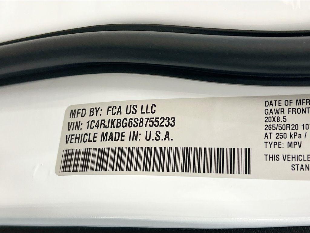 new 2025 Jeep Grand Cherokee L car, priced at $48,692