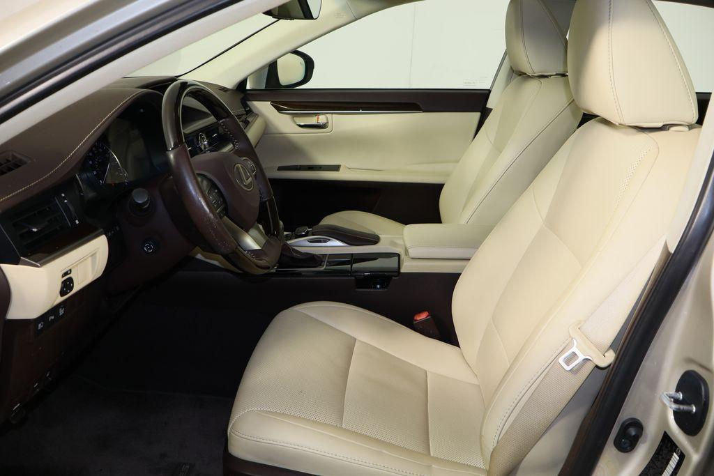 used 2018 Lexus ES 350 car, priced at $26,100