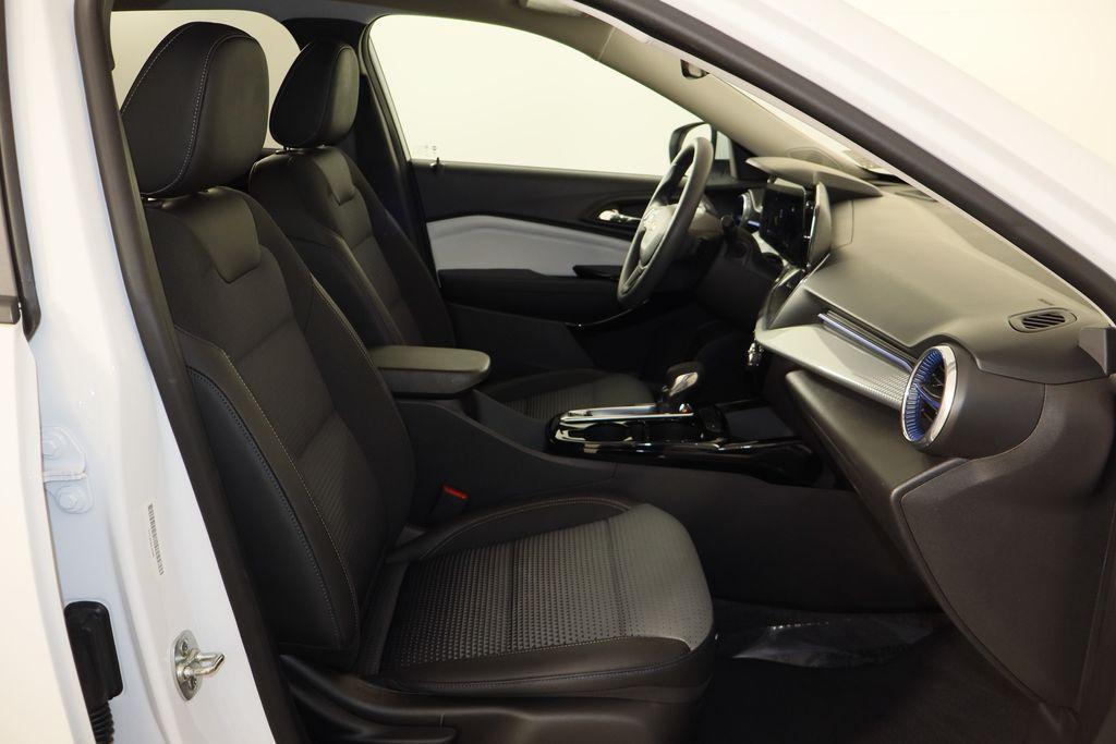 used 2025 Chevrolet Trax car, priced at $20,700