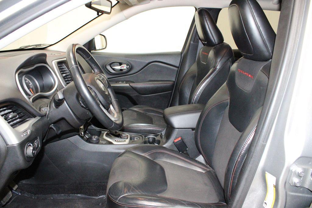 used 2016 Jeep Cherokee car, priced at $10,150