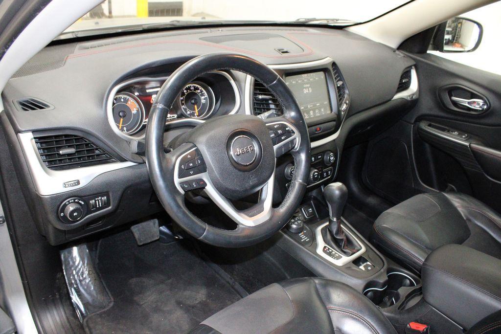 used 2016 Jeep Cherokee car, priced at $10,150