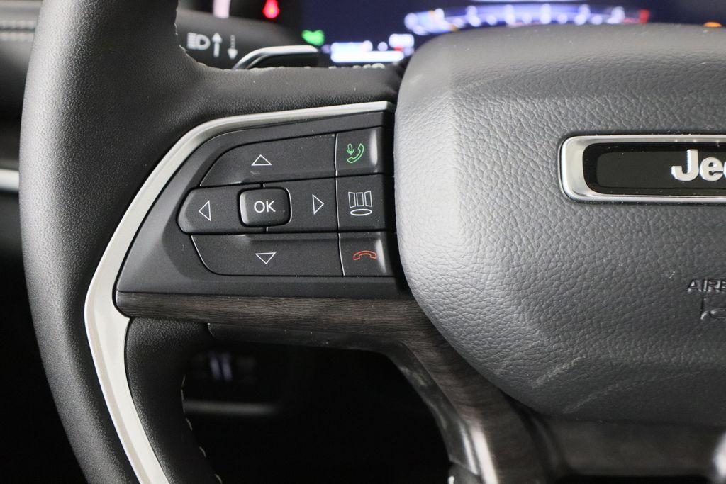 new 2026 Jeep Grand Cherokee car, priced at $46,347