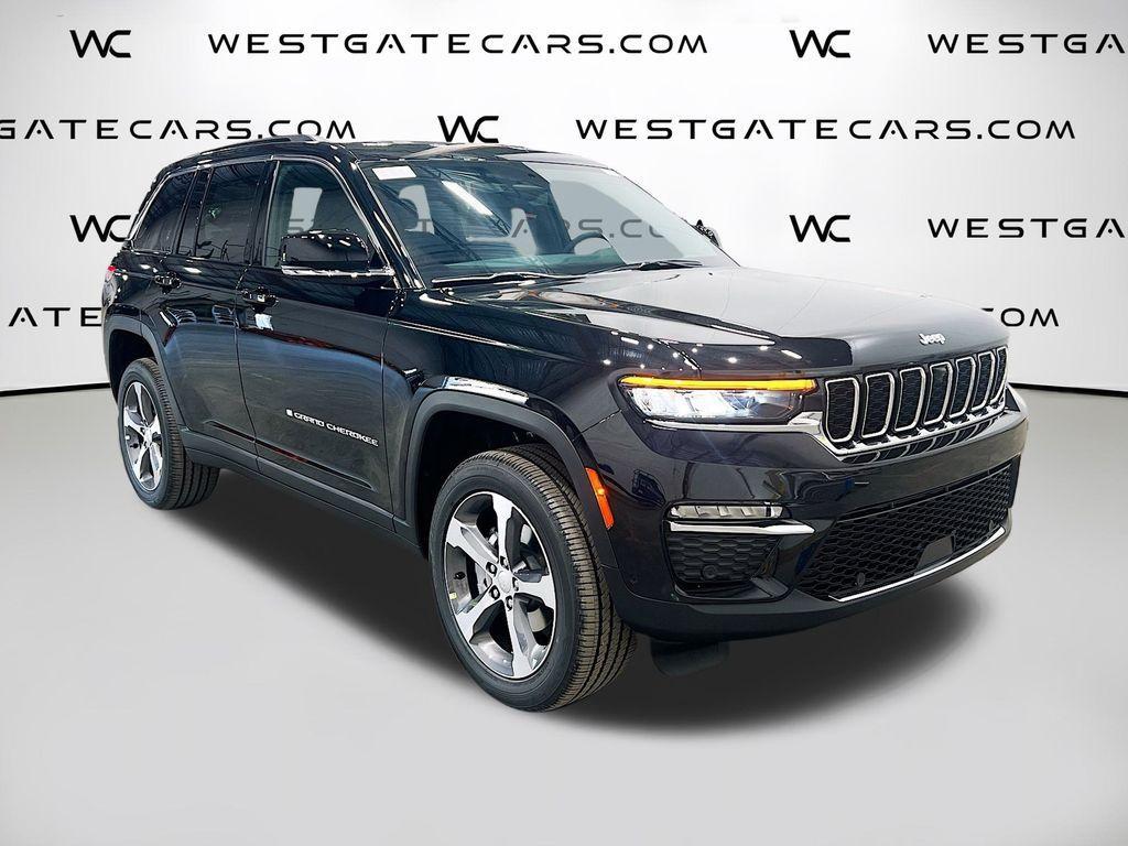 new 2025 Jeep Grand Cherokee car, priced at $45,371