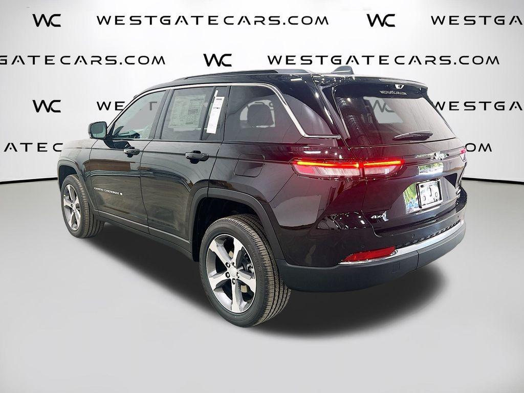 new 2025 Jeep Grand Cherokee car, priced at $45,371
